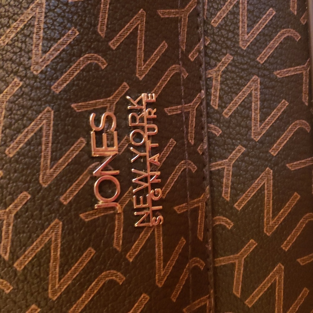 Jones New York Evalina Tote Bag - Picture 9 of 10